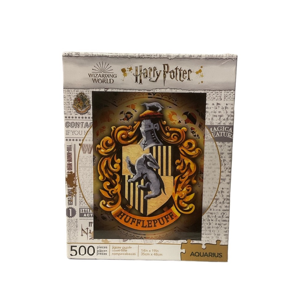 Harry Potter Hufflepuff Crest Puzzle 500 Pieces Wizarding World New 14inX19in